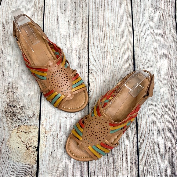 naturalizer whistle sandals